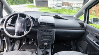 Volkswagen Sharan 1.9 TDI PD 96kw - 9