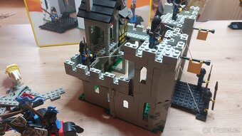 Lego 6074 - hrad sokolů - 9
