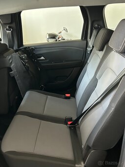Dacia Jogger Extreme TCe 110 - 7 míst - 9