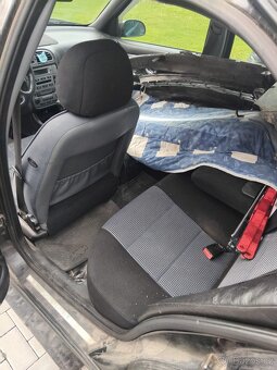 Peugeot 406 2.0HDi - 9