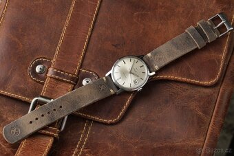 OMEGA geneve 136,070 - 9