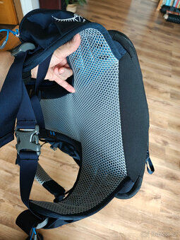 turistický batoh Osprey Stratos 24 - 9