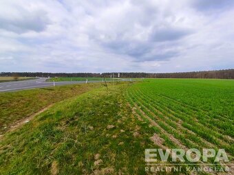 Prodej pozemků o celkové rozloze 27281 m² - 9