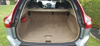 Volvo XC60 D5 AWD, 2.4D. - 9