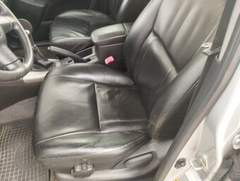 Toyota RAV4 1,8benzin - 9