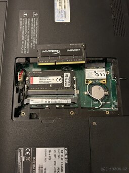 Toshiba Satellite L750D-15E - 9