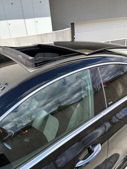 Mercedes Benz CLA - 9