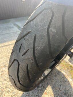 Suzuki 600 GSR - 9
