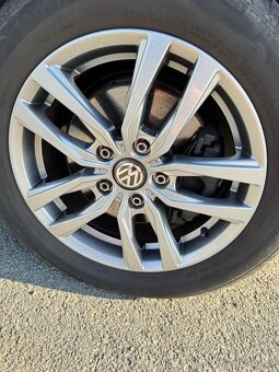 Volkswagen Touran 1.6 TDI 77 kW, 10/2011 – Diesel, 6st. manu - 9