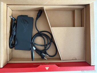 ASUS ROG Strix G18/RTX4060/i9-13980/1TB/RAM32GB/DDR5 - 9