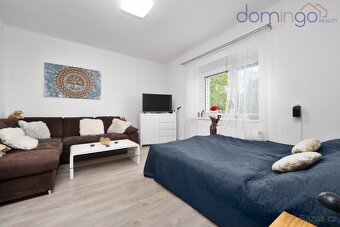 Prodej domu s rozsáhlými pozemky a stavebním potenciálem - 9