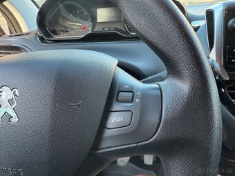 Peugeot 208 1.6HDi • 72kw • 4/2017 • 1.Majitel • ČR NOVÉ - 9