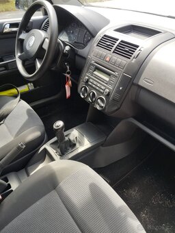 POLO  r.v.: 2007  1,4 MPI  59KW - 9