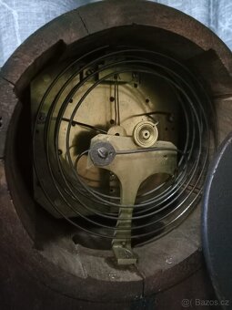 Stolní hodiny zvoníci - 9