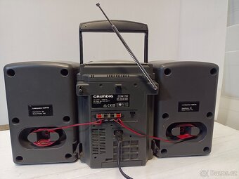 GRUNDIG CDM-700, přenosná věž,odnímací bedny - 9