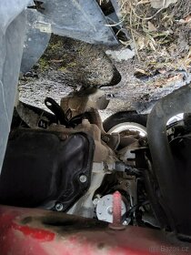 VW GOLF 5 1,4FSI 66kW BLN 2006 - DILY z BOURACKY, 3DVER - 9