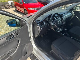 Škoda Rapid 1.2 Tsi 77kw r.v. 2015, Serviska - 9