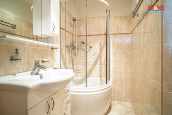 Prodej bytu 1+1, 35 m², Mariánské Lázně, ul. Hlavní třída - 9