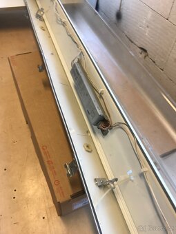 zářivky Philips prachuvzdorné 160/150cm do dílny - 9