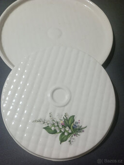 servírovací set talířů - 9