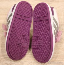 Dívčí obuv Adidas vel. 22 - 9