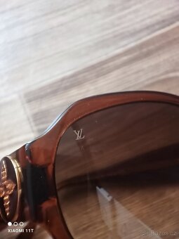 Louis Vuitton - 9