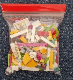 Lego Friends 41118 Supermarket v Heartlake - 9