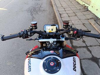 Ducati Streetfighter V4S speciale N°5 - 9