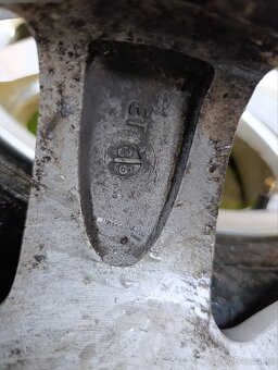 ALU kola 185/55 R15 5x100 - 9
