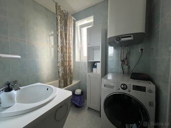 Pronájem bytu 3+1, 80 m2-Kvíčovice u Holýšova , okr . Plzeň- - 9