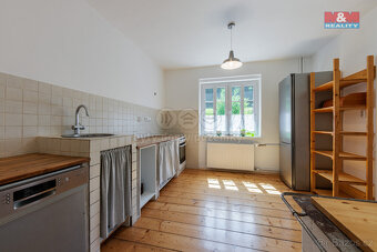 Prodej rodinného domu, 228 m², Stříbrná - 9