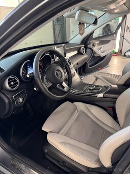 Mercedes Benz C400 - 9