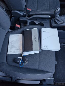 Kia Rio - 9