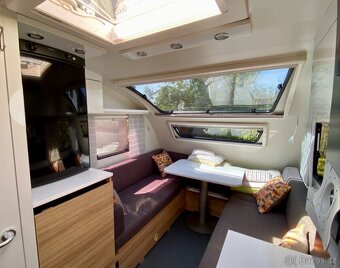 Adria Action - obytný přívěs - 9