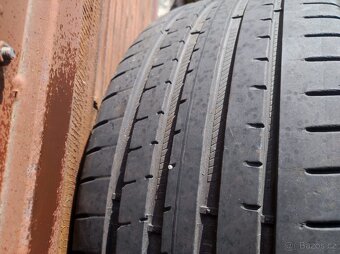 Letní pneu 245/45R18 Goodyear ,vyrobeno 2022 - 9