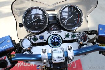 Yamaha XJR 1300 2001 - 9