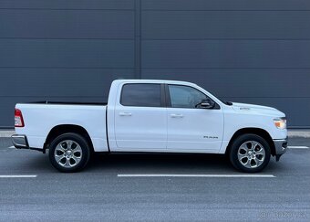 DODGE RAM 1500 BIGHORN 5,7 V8 HEMI 295kw - 9