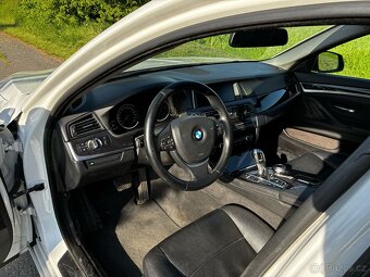 BMW F11 LCI 520d xDrive 2015 - KEYLESS - STOP&GO - DIGIŠTÍT - 9