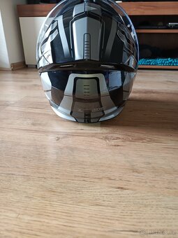 Přilba na motorku - 9
