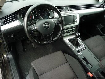 VW PASSAT B8 2.0TDI 4MOTION ComfortLine 03/2016 WEBASTO, ACC - 9