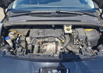 Peugeot 5008 1.6 HDI Automat, Klima nafta automat 82 kw - 9