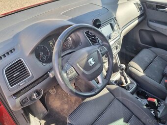 SEAT Alhambra 2.0tdi 103kw 7 mist XENONY PANORAMA KAMERA - 9