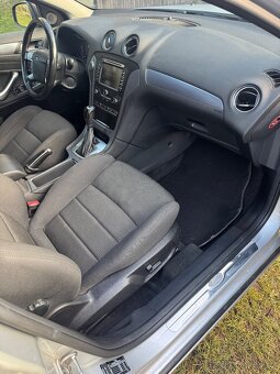 Ford Mondeo mk4 - 9