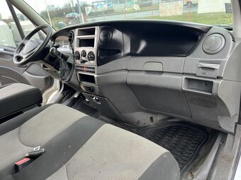 Prodám Iveco Daily 3.0HPT. 107kw. 50C15. 6 míst. - 9