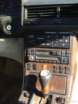 MERCEDES SL 600 12 V rok 1995 dovoz US - 9