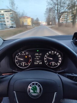 Škoda Octavia - 9