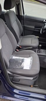 VW Polo 1.2/ 47kw/12v rok 2003 Nová STK - 9