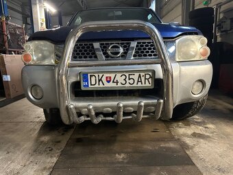 Nissan navara - 9