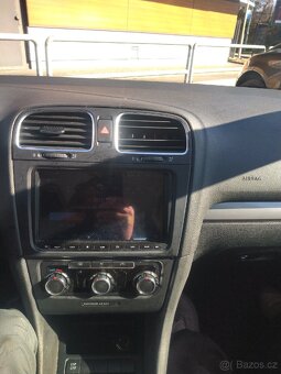 Golf 6, 2009,1.4 benzín, možná sleva... - 9