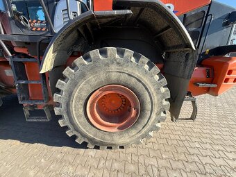 Hitachi ZW310-6 - 9
